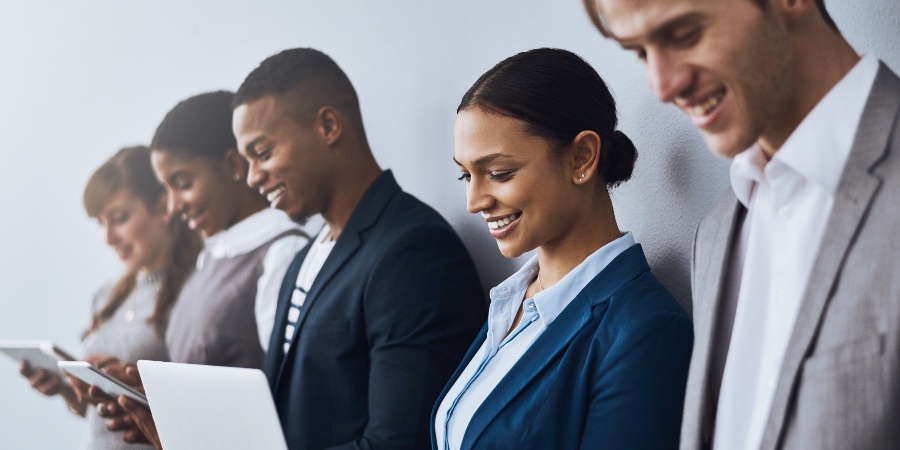 Leading Humanly in the Age of AI class image